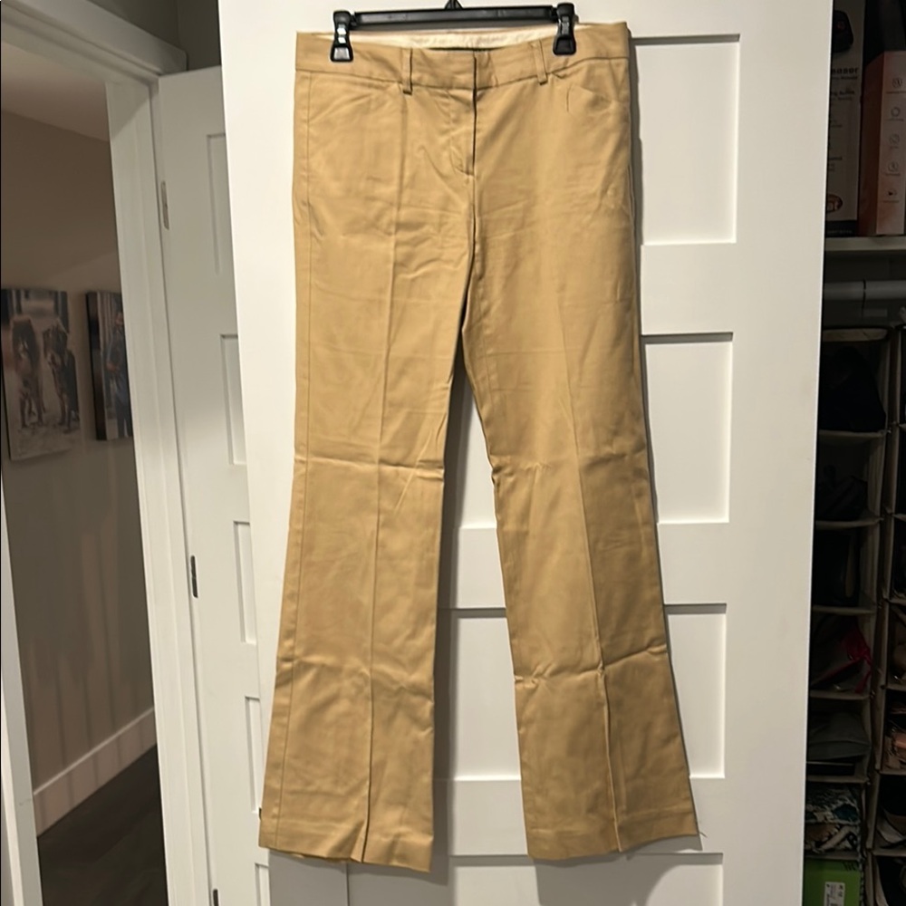 Theory Tan Low Rise Flared Trousers size 8. Work pants. Stretch. 34 inseam
